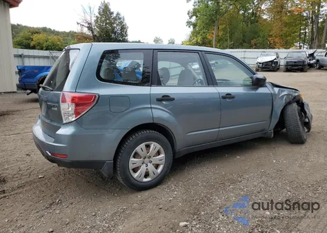 2010 Subaru Forester 2.5X z USA, uszkodzony, nr VIN JF2SH6AC1AH748080